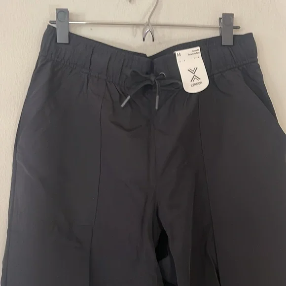 Women’s Black Nylon Cargo Pants Size M - Picture 4 of 4